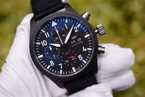 iwc トップガン|IWC「パイロット・ウォッチ」が傑作である理由。鍵はケースと .